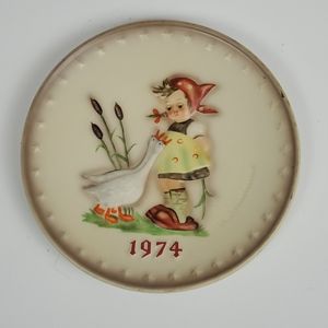 Vintage Goebel W.Germany plates ceramic